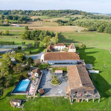 Domaine De Villot Hotel Sainte-Colombe-de-Villeneuve Екстериор снимка