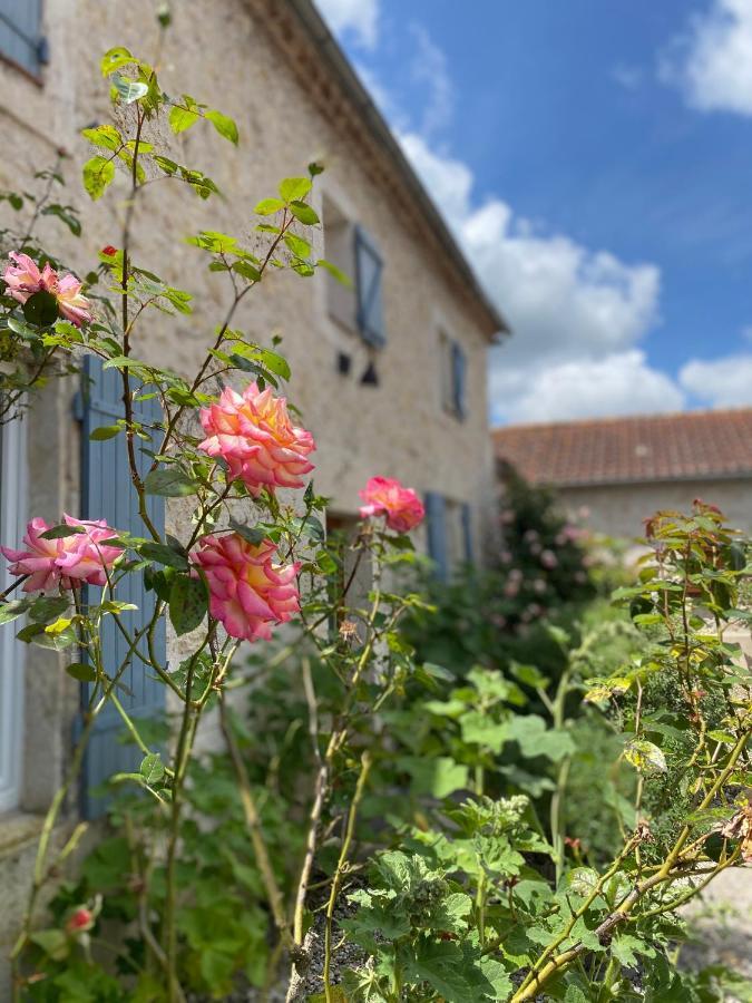 Domaine De Villot Hotel Sainte-Colombe-de-Villeneuve Екстериор снимка