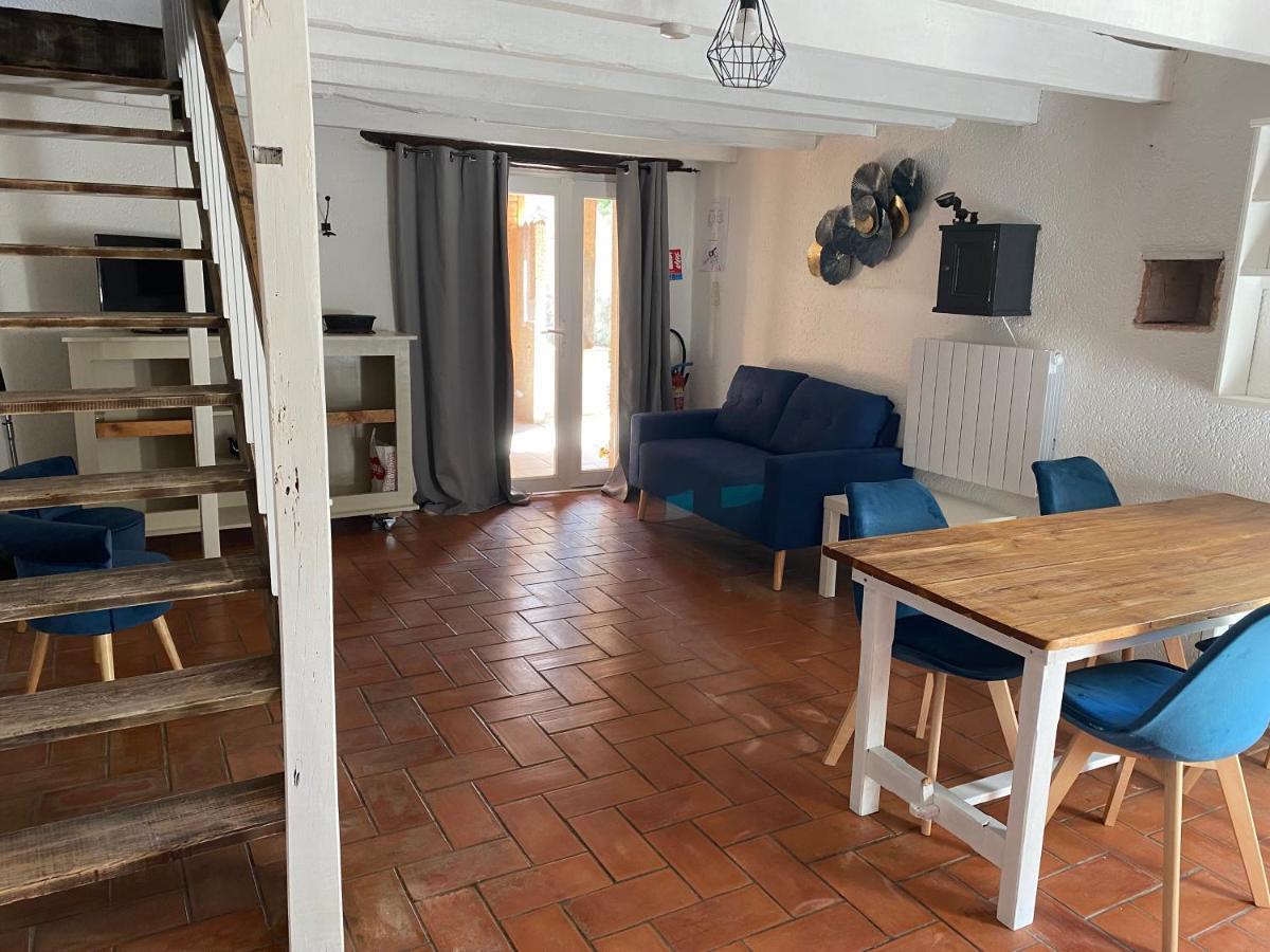 Domaine De Villot Hotel Sainte-Colombe-de-Villeneuve Екстериор снимка