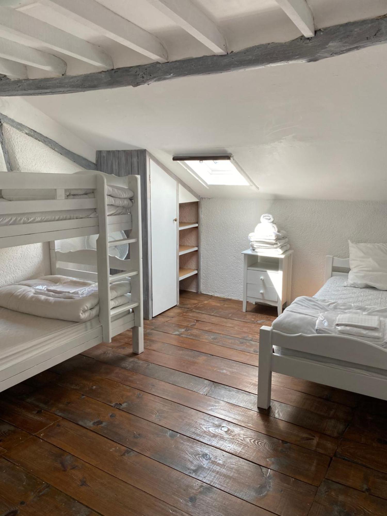 Domaine De Villot Hotel Sainte-Colombe-de-Villeneuve Екстериор снимка